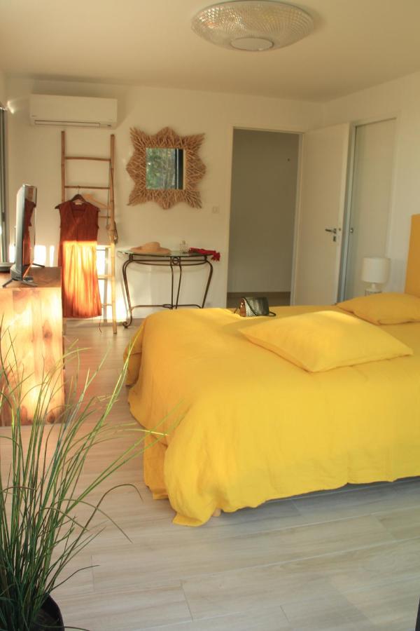 Villa Macalia Pietrosella 外观 照片